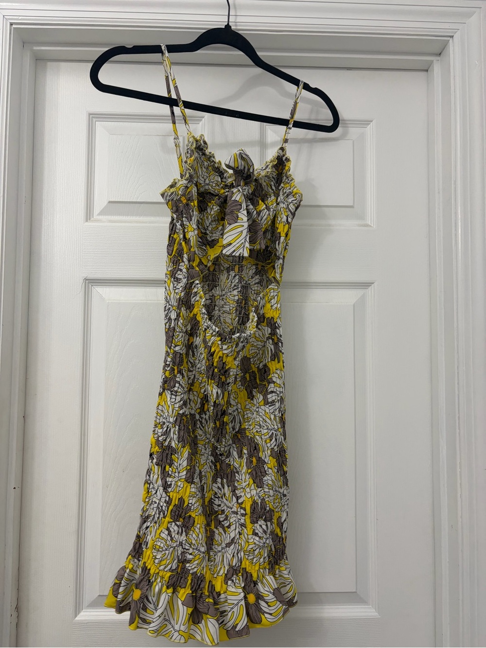 Cut out floral smocked dress